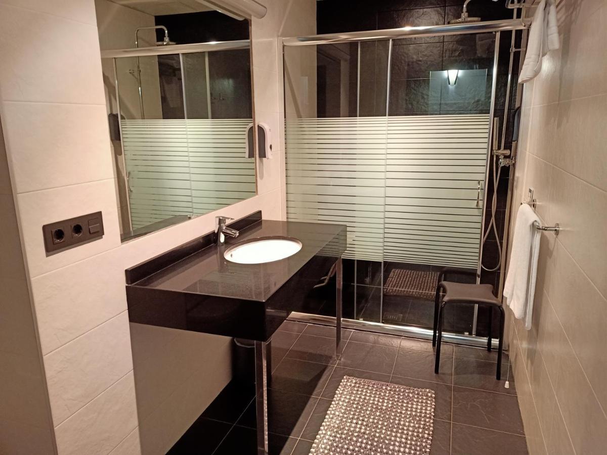 Tresanea Apartamentos Ituren Ngoại thất bức ảnh
