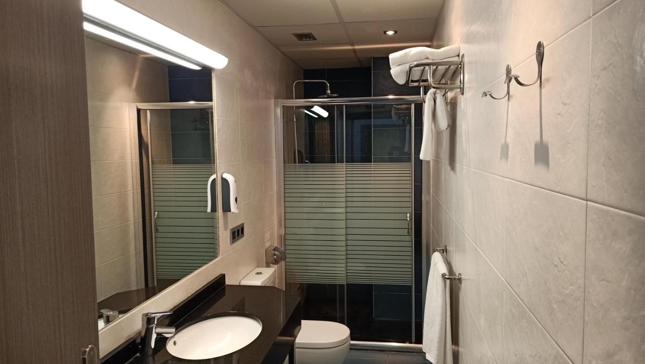 Tresanea Apartamentos Ituren Ngoại thất bức ảnh