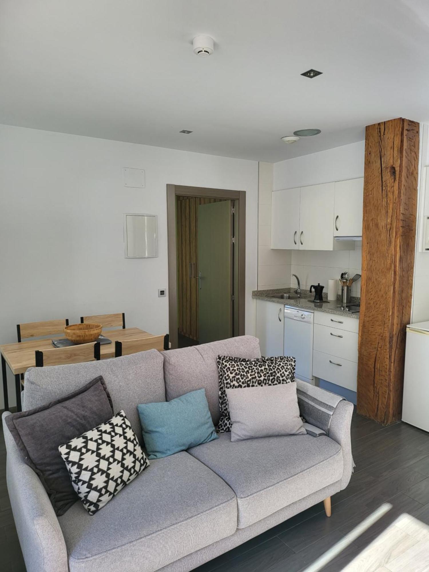 Tresanea Apartamentos Ituren Ngoại thất bức ảnh